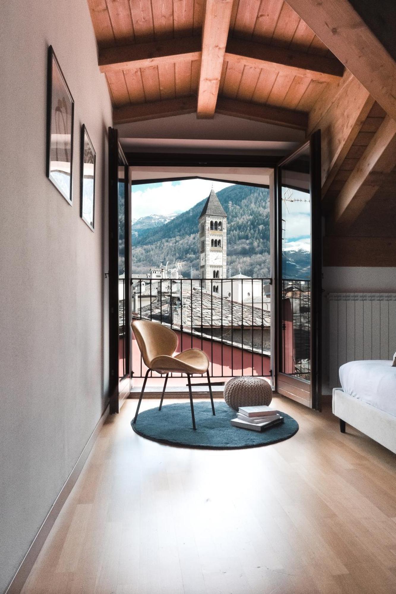 Penthouse Con Vista 6 Minuti Dal Bernina Express Apartment Tirano Exterior photo
